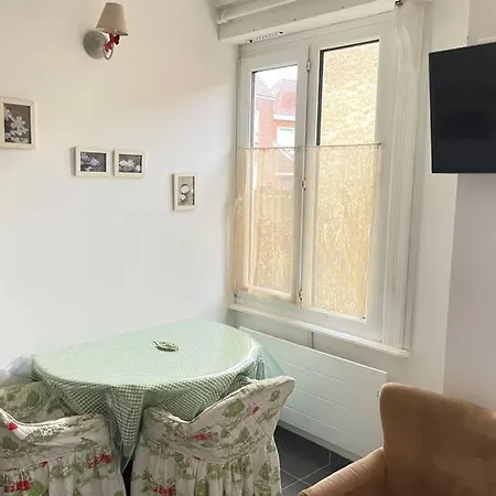 Petit Romantique A La Campagne * Mastaing